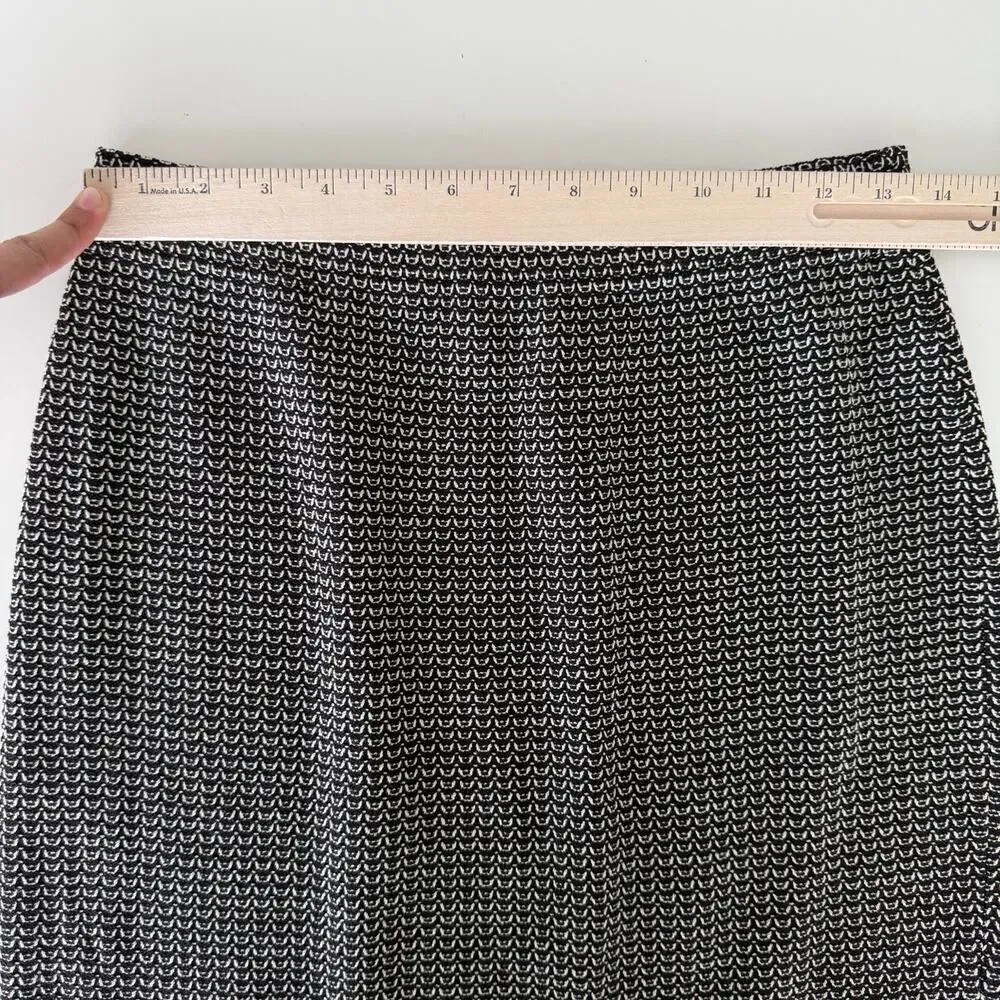 St John Skirt Jacket‎ Suit 4 and 6 Brown Textured Knit Career Elegant Military